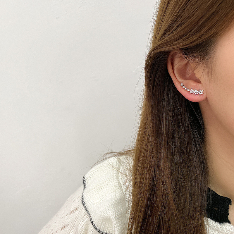Picture of South Korea Diamond Earrings Star Elegant Earrings Women's Korean Sweet Cute Ear Row Jewelry Earrings 2021 New Fashion