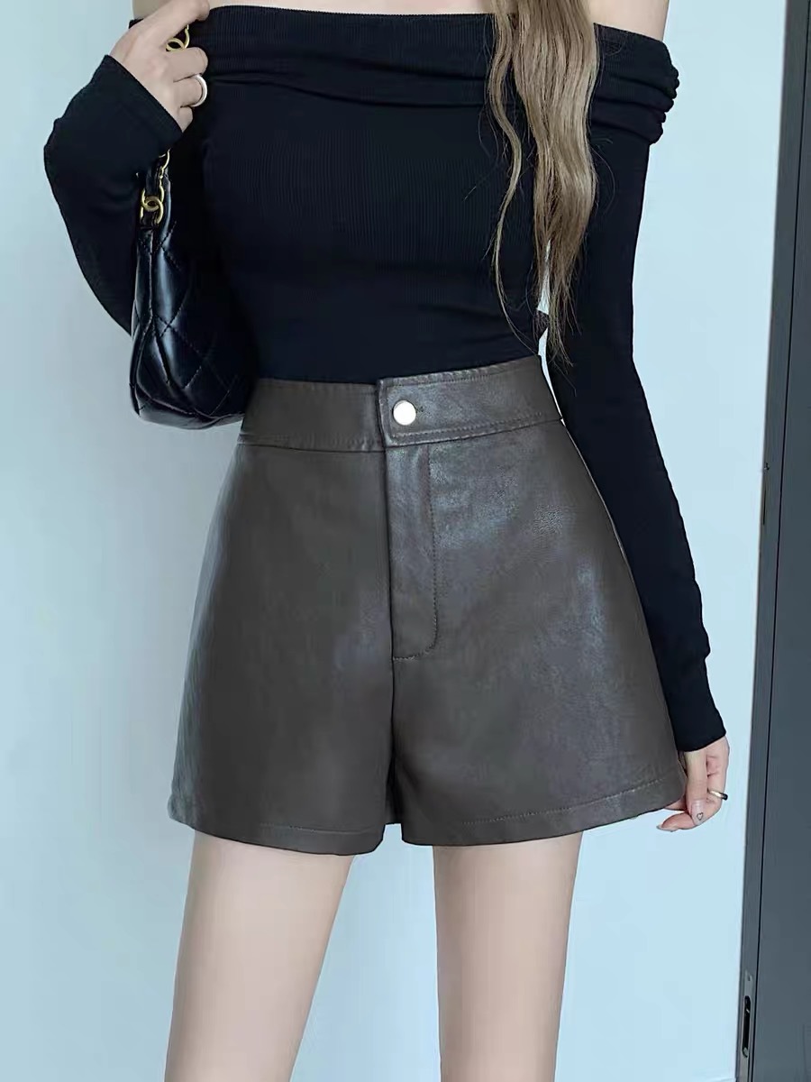 Picture of Black PU leather pants women's autumn and winter hot girl high waist slimming elegant socialite A- line casual wide leg shorts outer wear boot pants