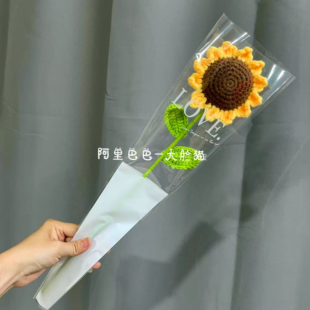 Picture of Finished Hand-Knitted Rose Artificial Flower Knitting Flower Handmade Flower DIY Wool Knitting Homemade Crochet Bouquet