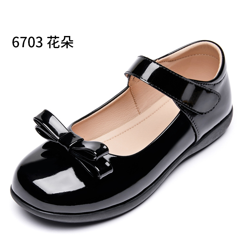 Picture of Girls Black Leather Shoes Performance Shoes Princess Shoes Small Leather Shoes Children's School Leather Soft Sole Shoes School Shoes