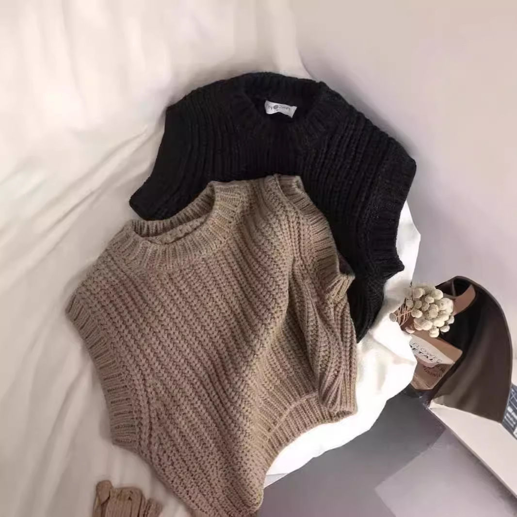 Picture of South Korea Children's Thick Thick Wool Vest Spring and Autumn Knitted Sweater Artistic Mori Style Sleeveless Vest for Boys and Girls Trendy