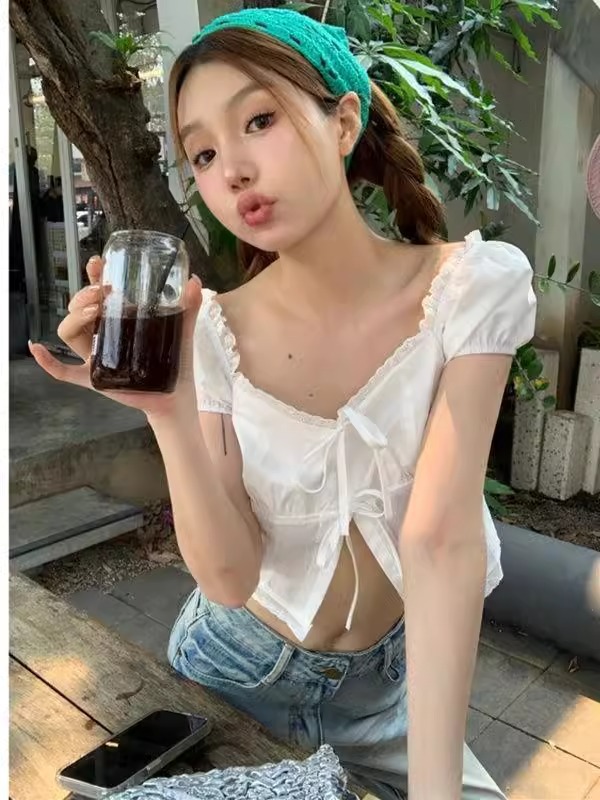 Summer Small Shirt Cross-border Foreign Trade Square Collar Bubble Sleeve Split Shirt Women's French Sweet Hot Short Short Sleeve Chic Top