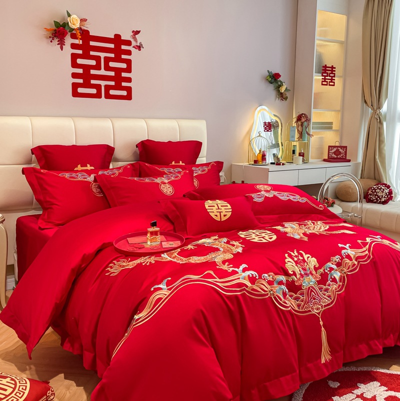 Picture of Chinese-style High-grade Wedding Four-piece Set Big Red Embroidered Wedding Dowry Quilt Cover Bed Sheet Newlywed Wedding Room Bedding