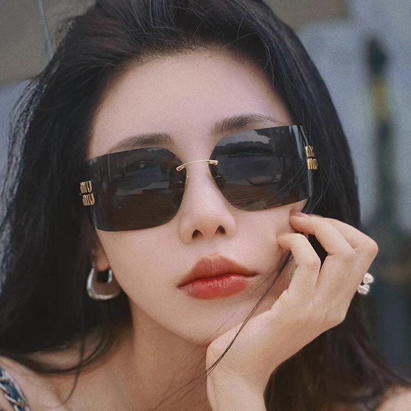Picture of European and American Rimless Slimming High-End Sunglasses 2025 New Retro Internet Celebrity Sunglasses Millennial Hot Girl Sunglasses