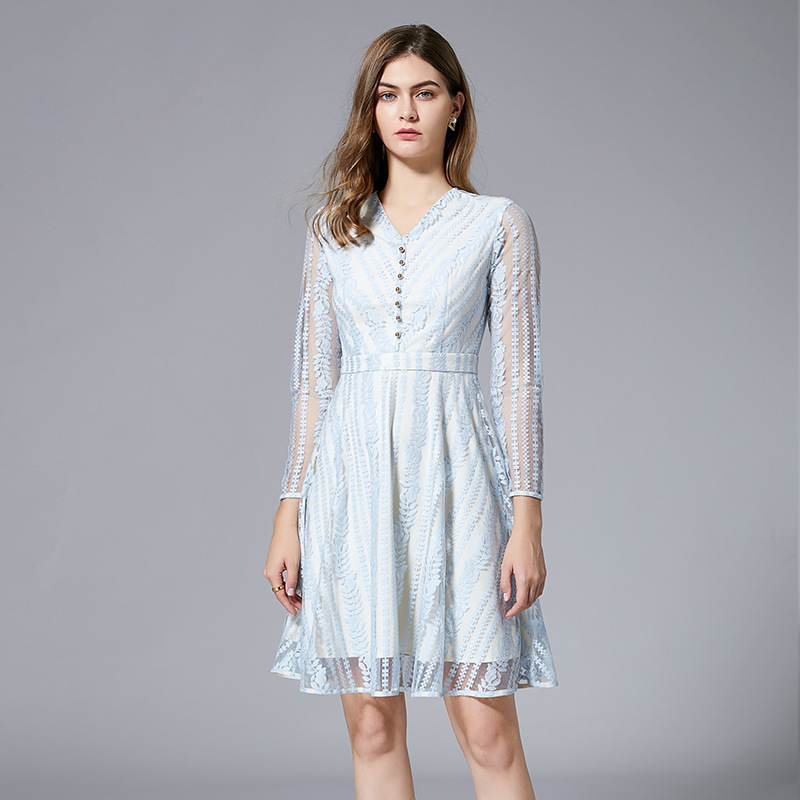 Picture of Middle-aged mother Spring and Autumn new dress plump girl young age fashion large size long V-neck lace A- line skirt