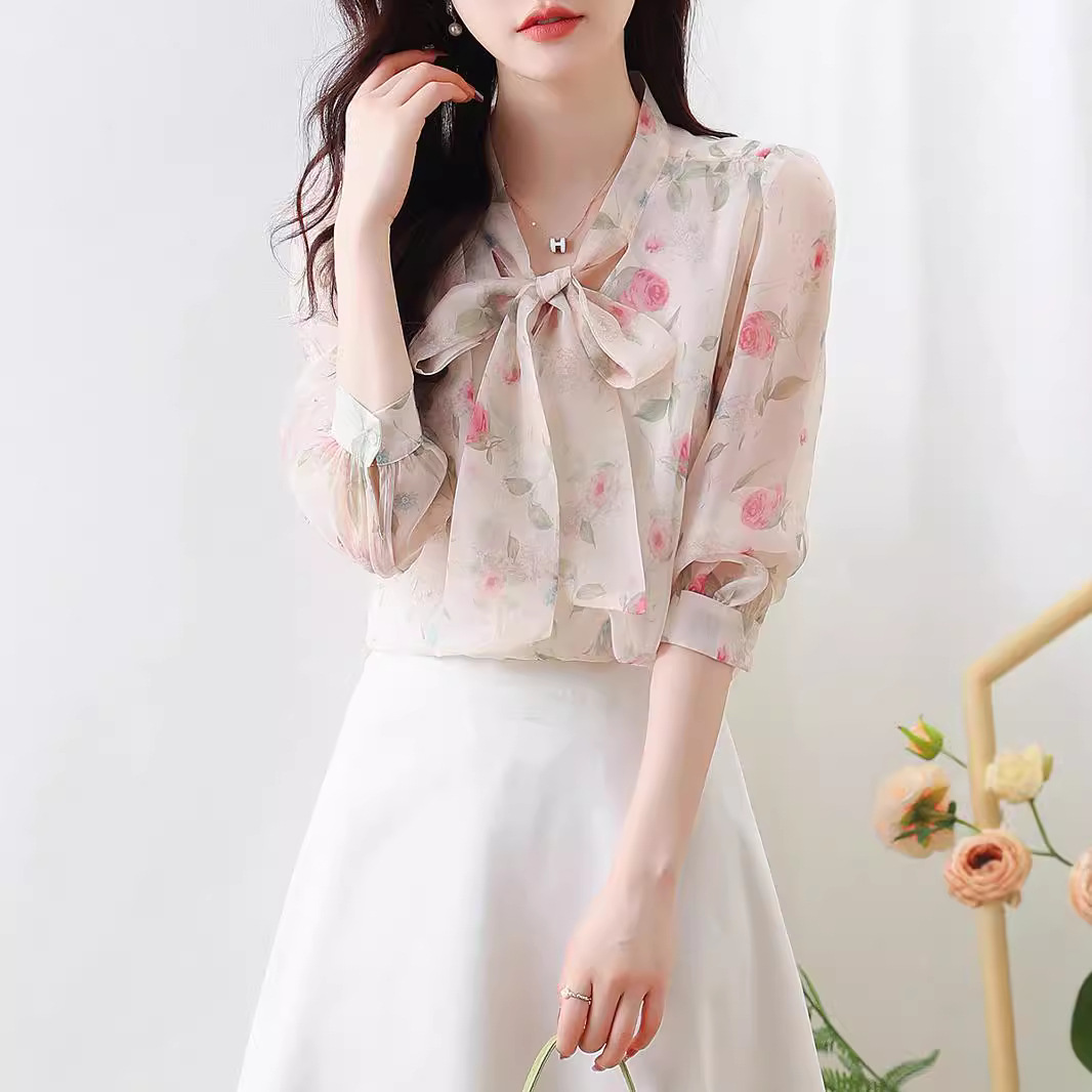 French Print Lace-up Bow Shirt Women's 2024 Autumn New Niche Retro Puff Sleeve Gentle Style Top