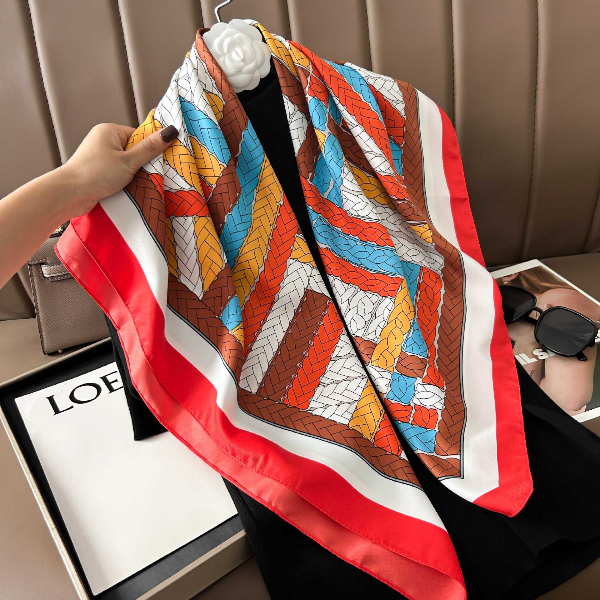 Picture of New 90cm Large Square Silk Elegant High-grade Decorative Shawl Women's Silk Scarf Fashion All-match Professional Scarf