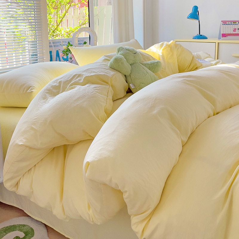 Picture of 2025 New Four-Season Universal Student Dormitory Three-Piece Bed Set Bed Bed Sheets Quilt Cover Nantong Home Textiles