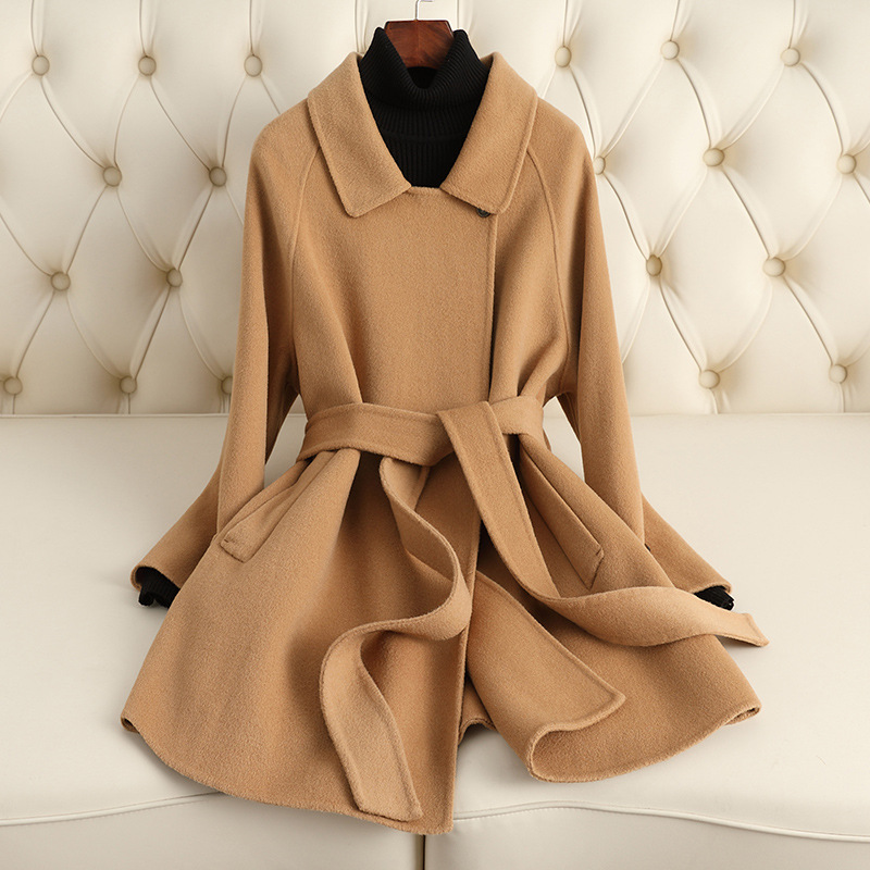 Picture of High-End Double-Sided Cashmere Outwear for Women 2025 Autumn and Winter New Loose Small Mid-Length Woolen Outwear for Women