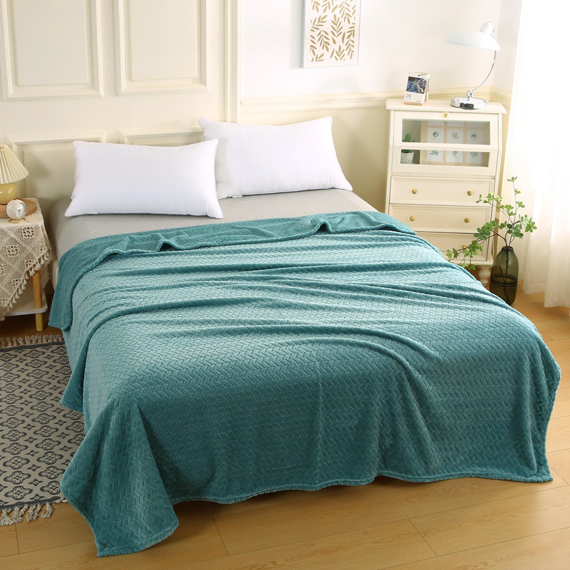 Picture of Coral fleece blanket flannel blanket air conditioning blanket thickened nap blanket gift blanket summer air conditioning blanket wholesale