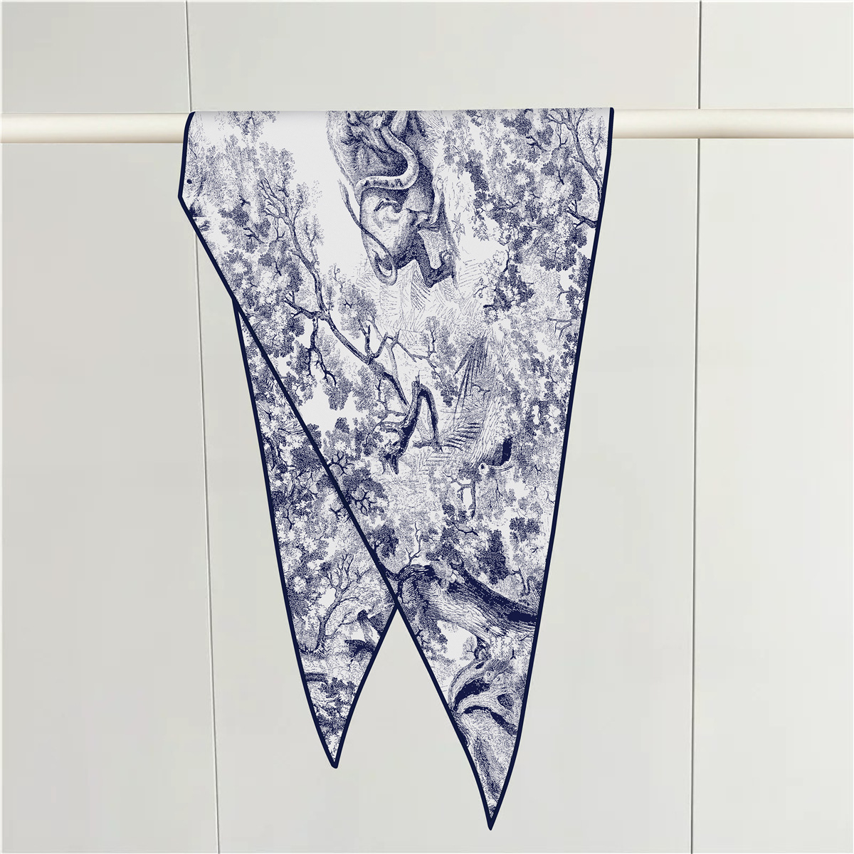 Picture of French-Style New Plant Jungle Lion Women's Twill Imitation Cashmere Diamond Scarf Versatile Retro Silk Scarf