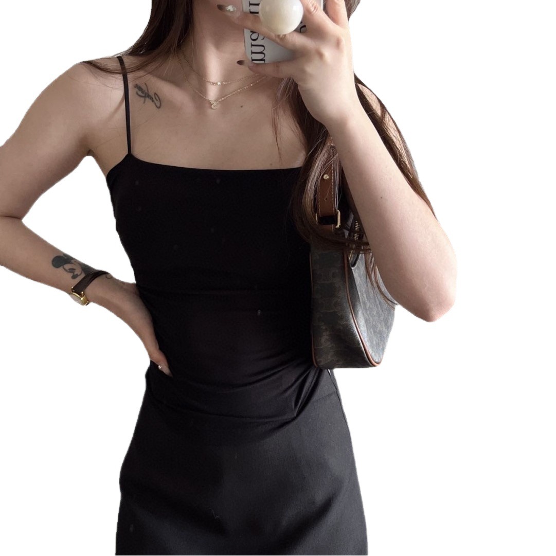 Picture of Korean Society All-match Thin Shoulder Small Sling with Chest Pad One-piece Strapless Slim-fit Pleated Base Vest Women's Trendy Outer Wear Top