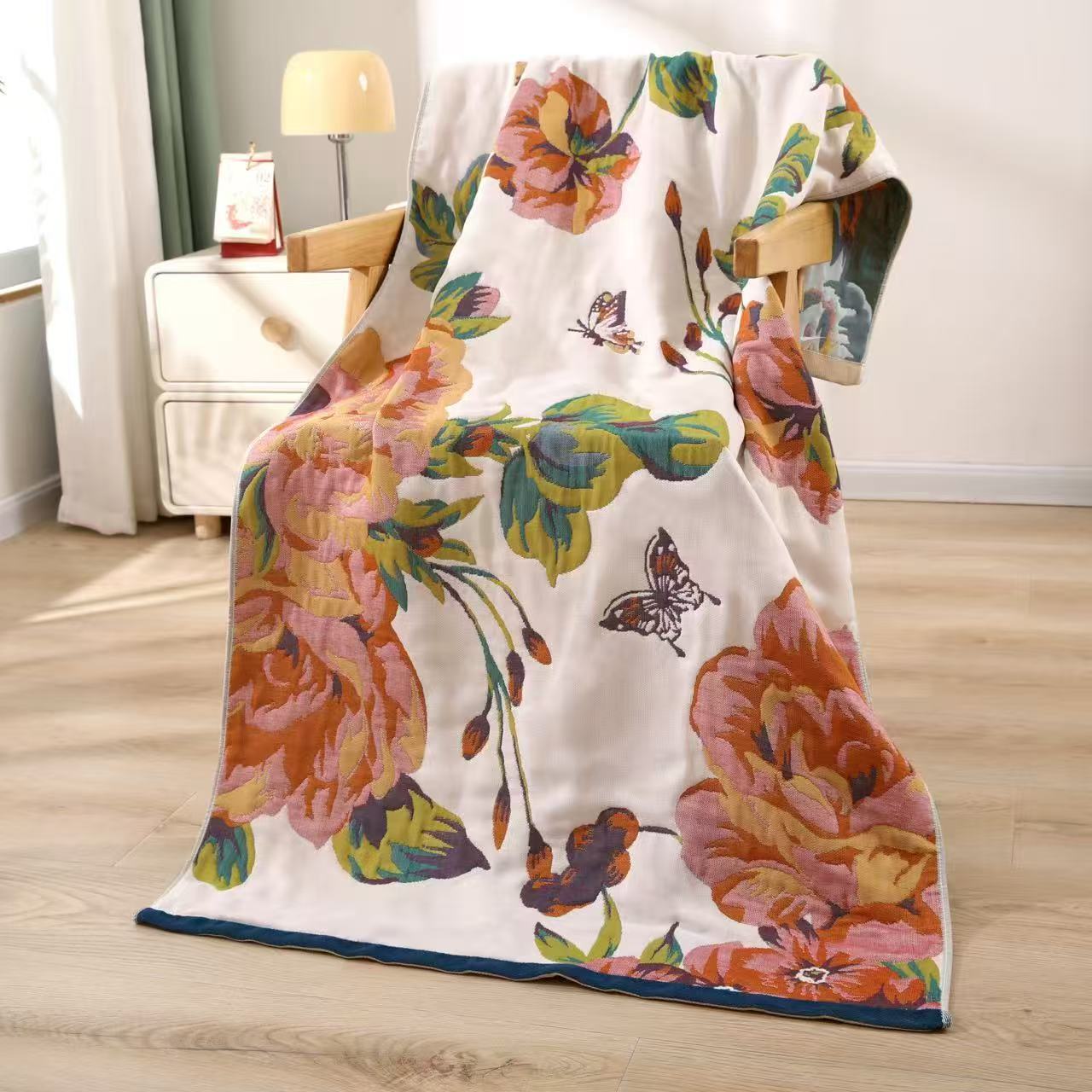Picture of Gauze Bath Towel 160x 80cm Multifunctional Small Blanket Four Seasons Universal Multi-layer Adult Couple Seaside