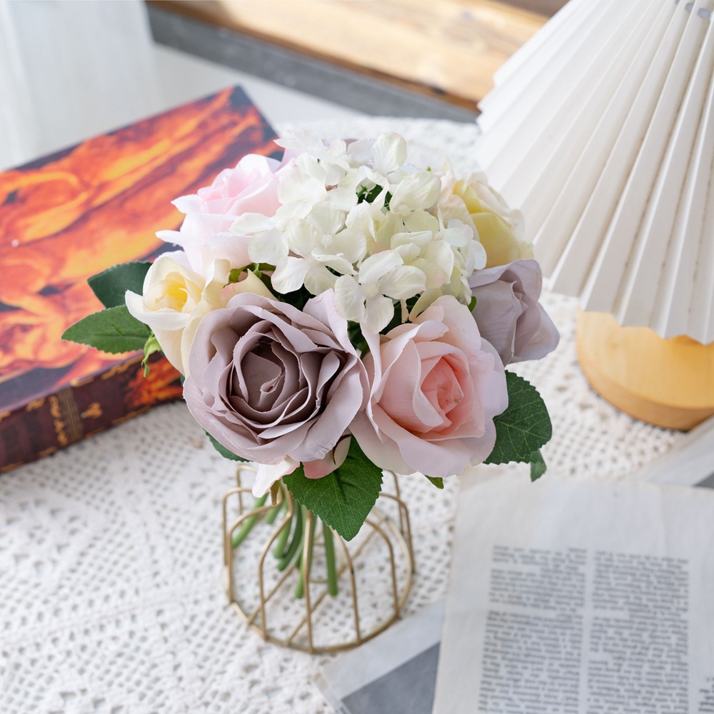 Picture of Factory sales rose color flowers wholesale home decoration wedding supplies holding flowers bouquet GF12510