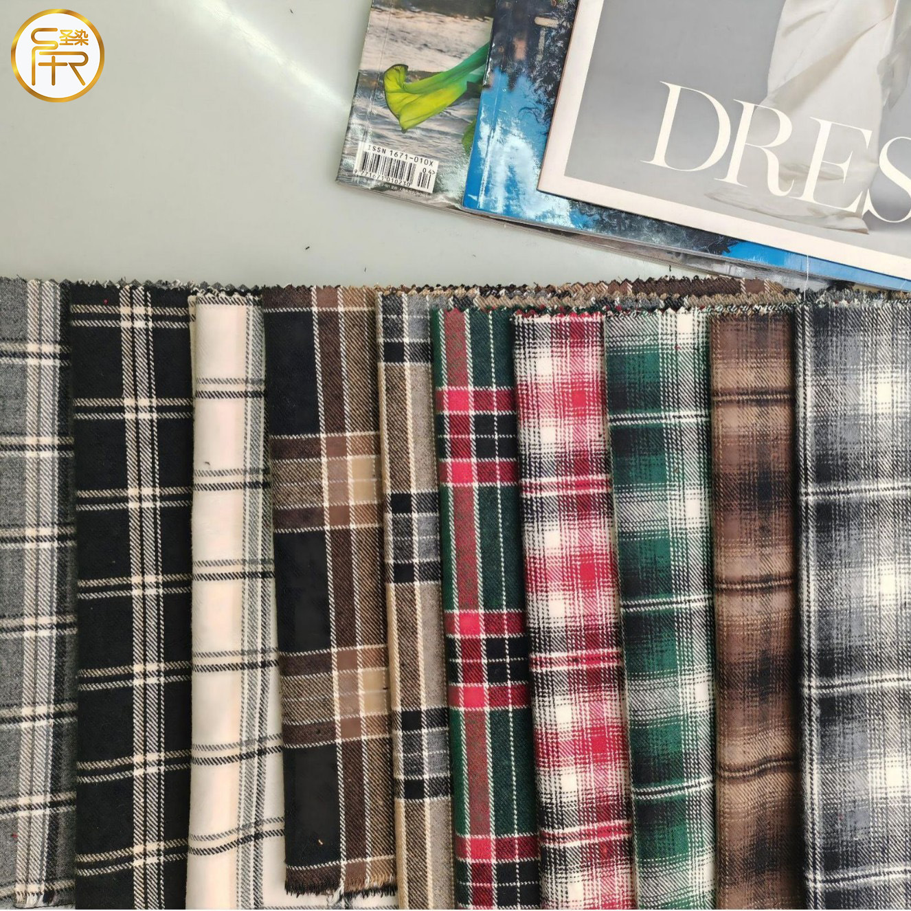 Autumn/winter new twill single-sided brushed yarn-dyed plaid shirt skirt pants JK pleated skirt cotton-viscose plaid fabric