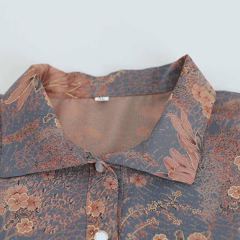 Picture of Grandma's summer mid-sleeve shirt for middle-aged and elderly women's shirt 70-year-old 80 mother lapel shirt for elderly