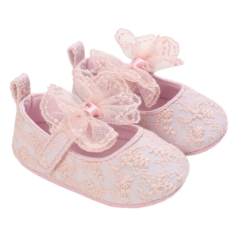 Spring and Autumn 0-1 Year Old Baby Girl Princess Shoes Flower Soft Cloth Sole Baby Shoes