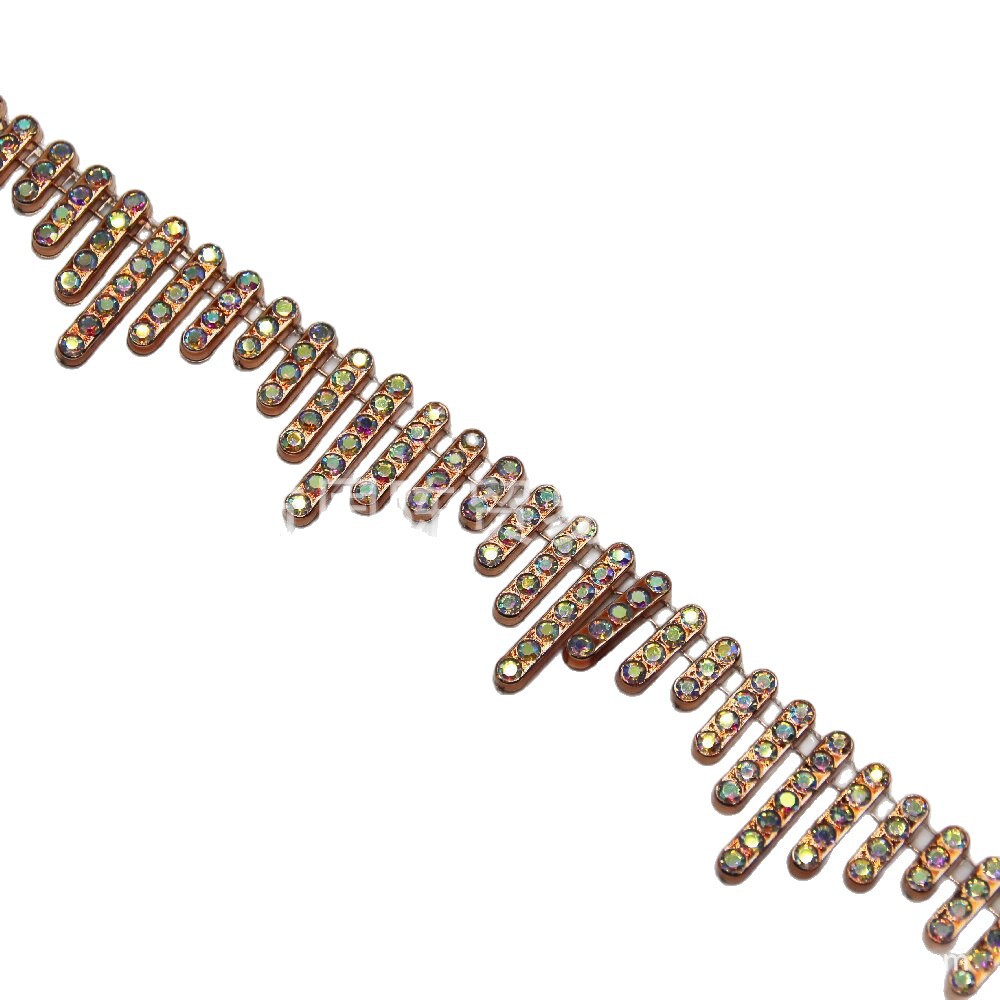 Picture of New factory hanging pendant rhinestone chain plastic chain dress performance costume shoes boots millinery clothing accessories