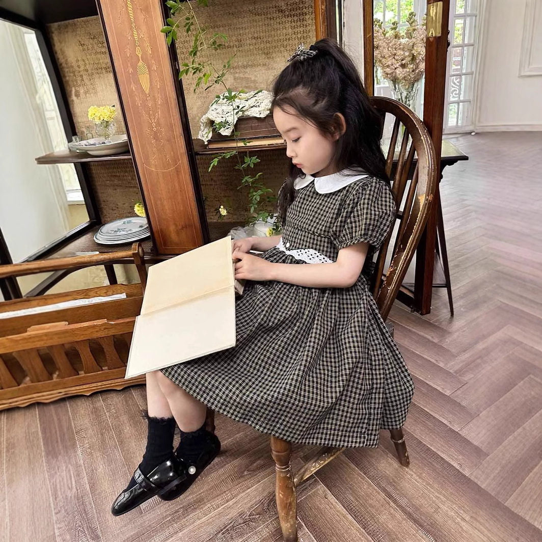 Picture of Girls dress summer new college style small plaid short sleeve dress dress for children a generation of hair