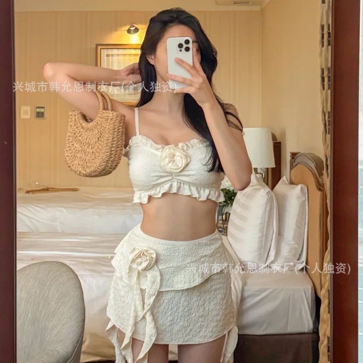 Cross-Border Supply 2025 New Split Three-Piece Swimsuit for Women Covering Belly and Slimming Look Beach Resort Hot Spring Swimsuit for Women