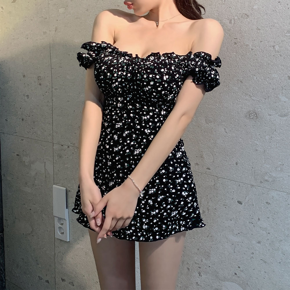 SOURCE Factory ins style South Korea new floral student fresh conservative one-piece hot spring vacation swimsuit for women