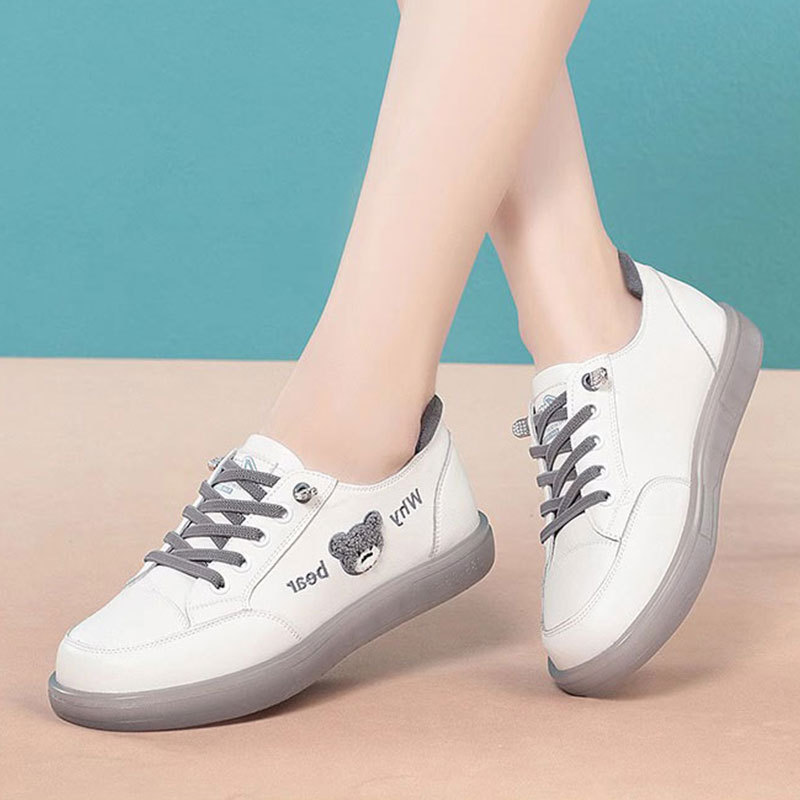 Beef Tendon Soft Sole White Shoes Women's 2024 Autumn New All-match Ins Super Fire Lace-up Flat Casual sneaker