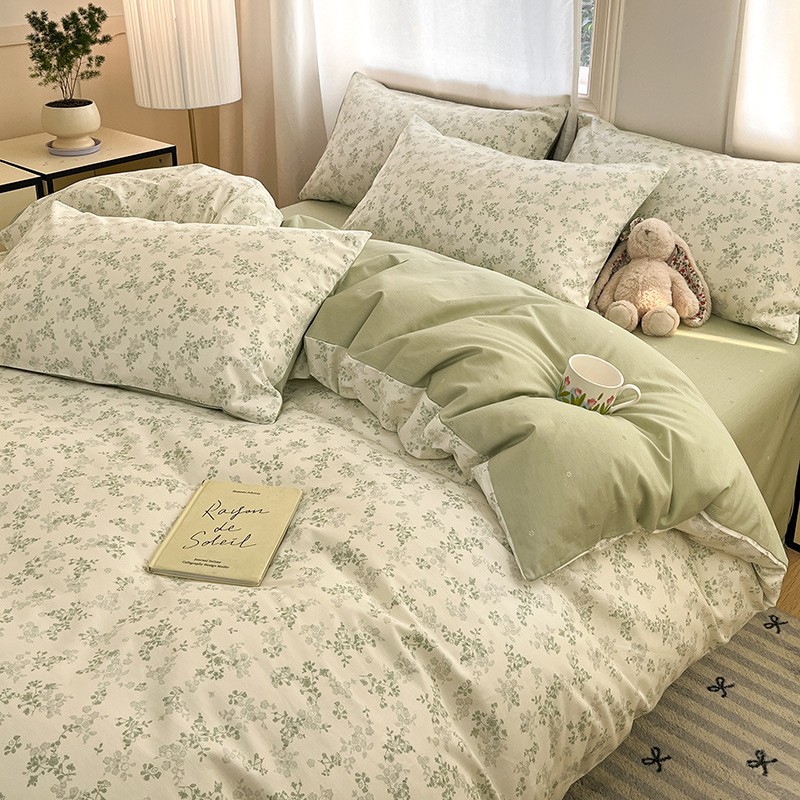 Picture of 2025 New Spring & Fall 60 Small Floral Cotton Four-Piece Set Ins Style Pure Cotton Dormitory Bed Bed Sheets Quilt Cover Three-Piece Set