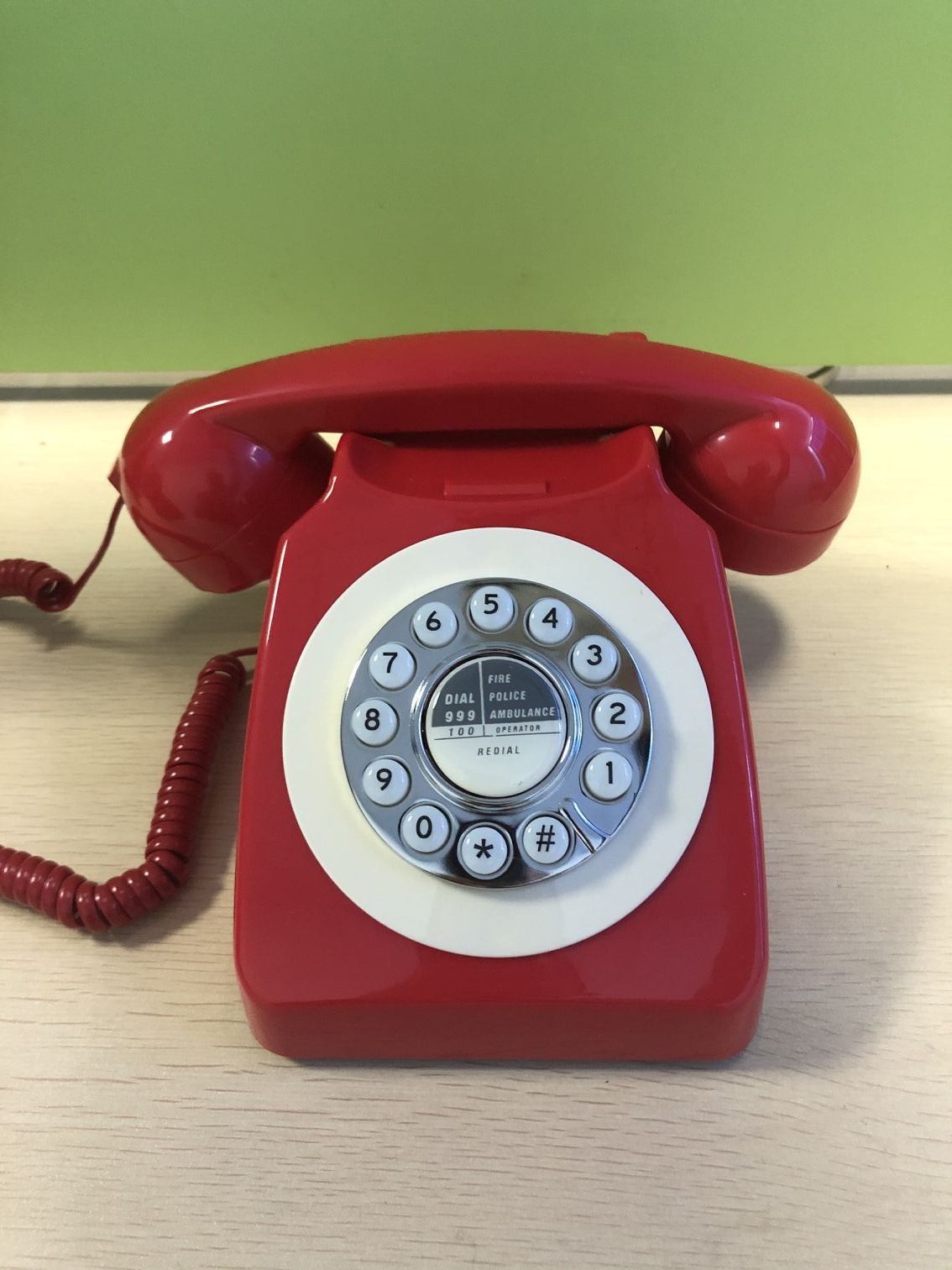 Cross-border e-commerce retro telephone European and American telephone landline turntable telephone button dialing hotel telephone cross-border
