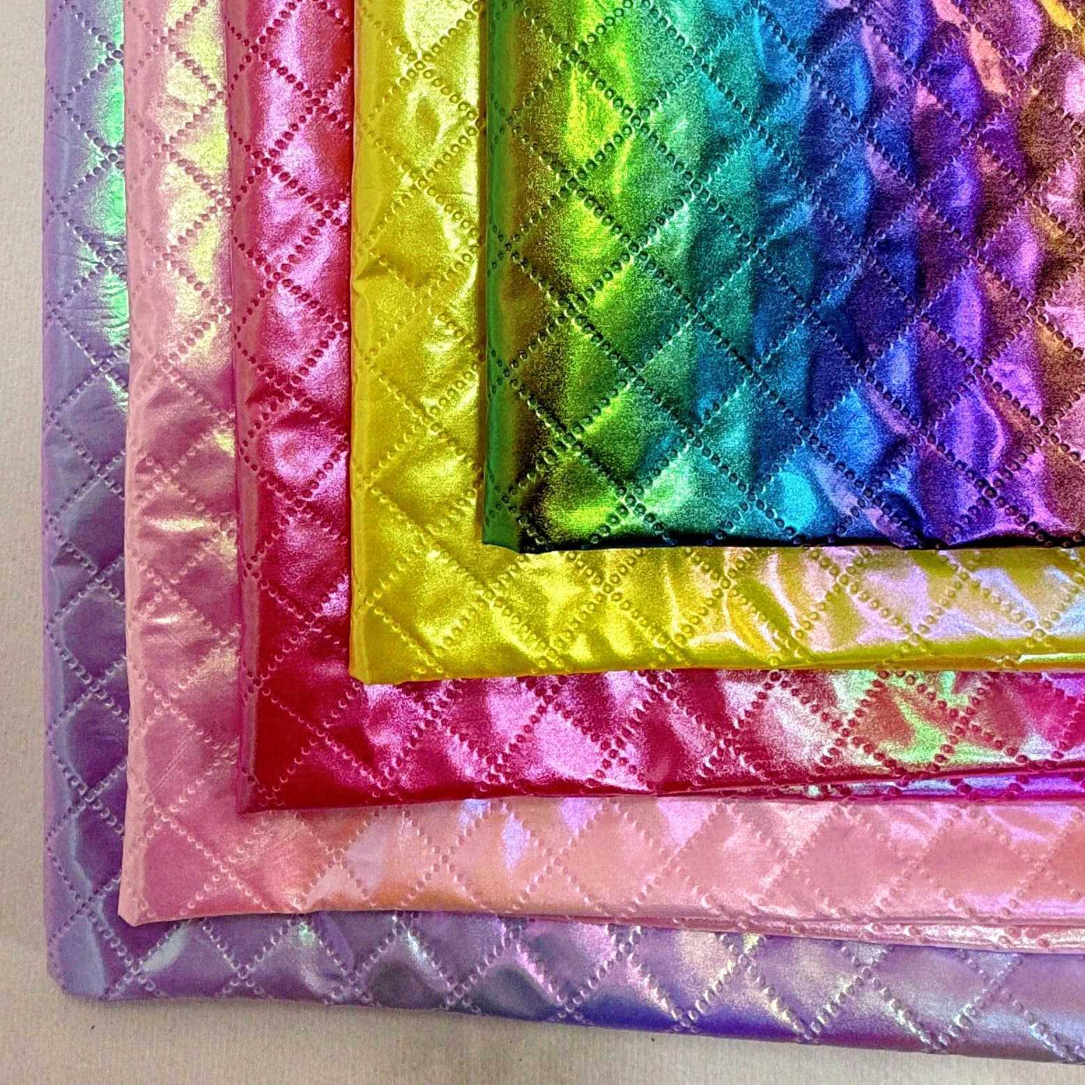 Hot Stamping Full Version Composite Knitted Fabric Ultrasonic Pressed Plaid Colorful Bag Picnic Mat Fabric