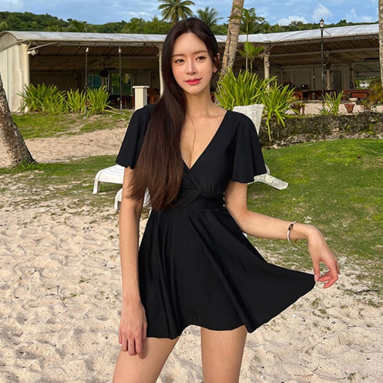 South Korea New Hot Spring Swimwear Sexy V-neck Belly Backless Slim-fit Conservative Suit Boxers Skirt Swimwear for Women