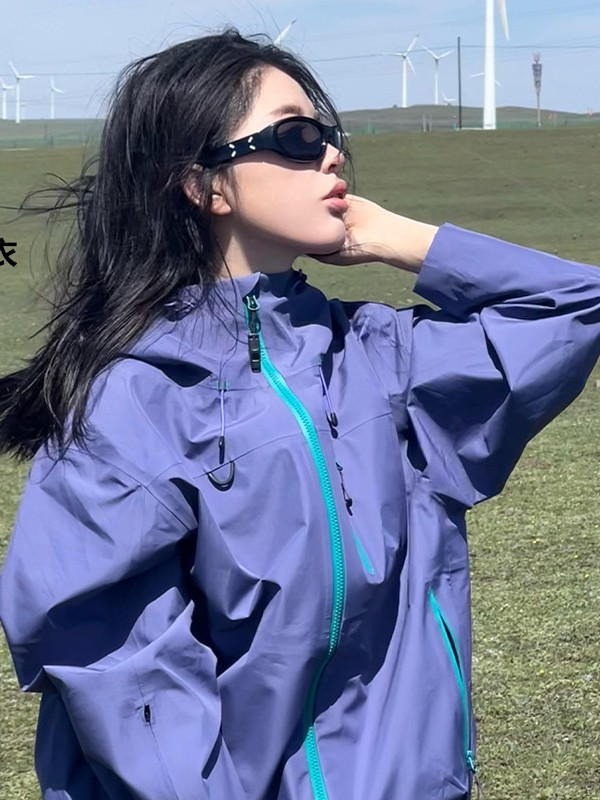 Autumn and Winter Outdoor Three-In-One Jacket for Women, Windproof and Waterproof, Super Nice-Looking Purple Jacket for Men, Mountaineering Clothing