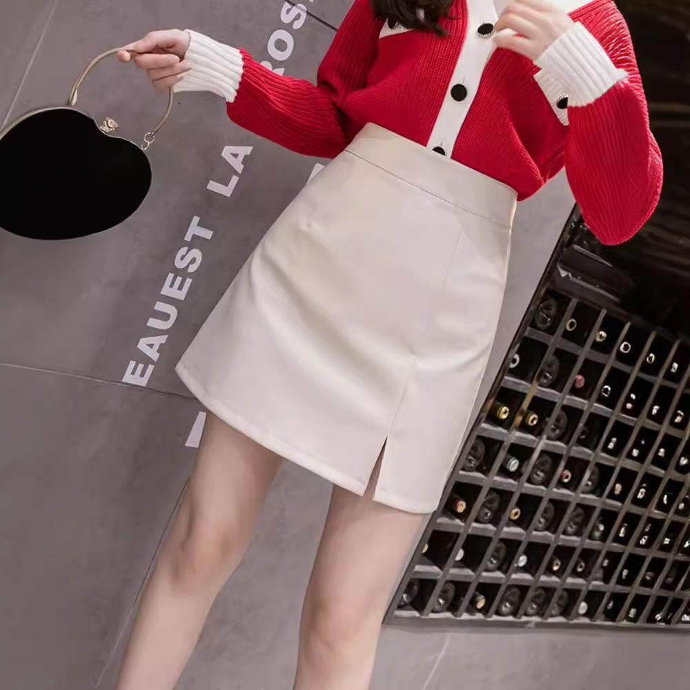 2025 New Autumn and Winter High-Waisted Pu Leather Slit Elegant Hip-Hugging Short Skirt for Women Chic Versatile Fashionable A-Line Skirt