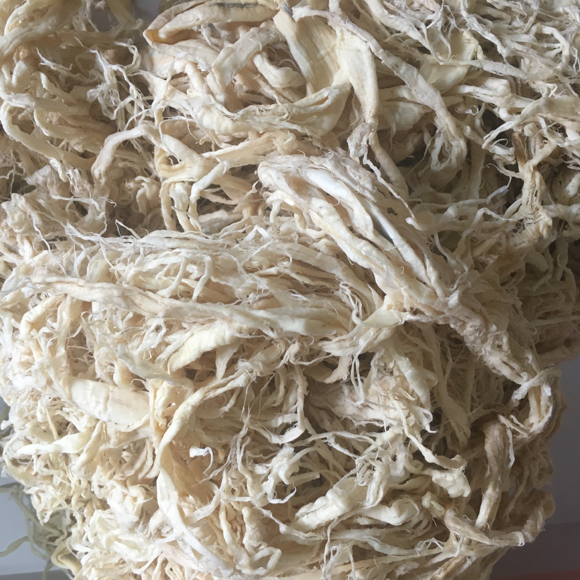 Picture of Broussonetia papyrifera Bark Finished Broussonetia papyrifera High Quality in stock Goupi Ancient Papermaking Xuan Paper Yunlong Paper Original White Bark