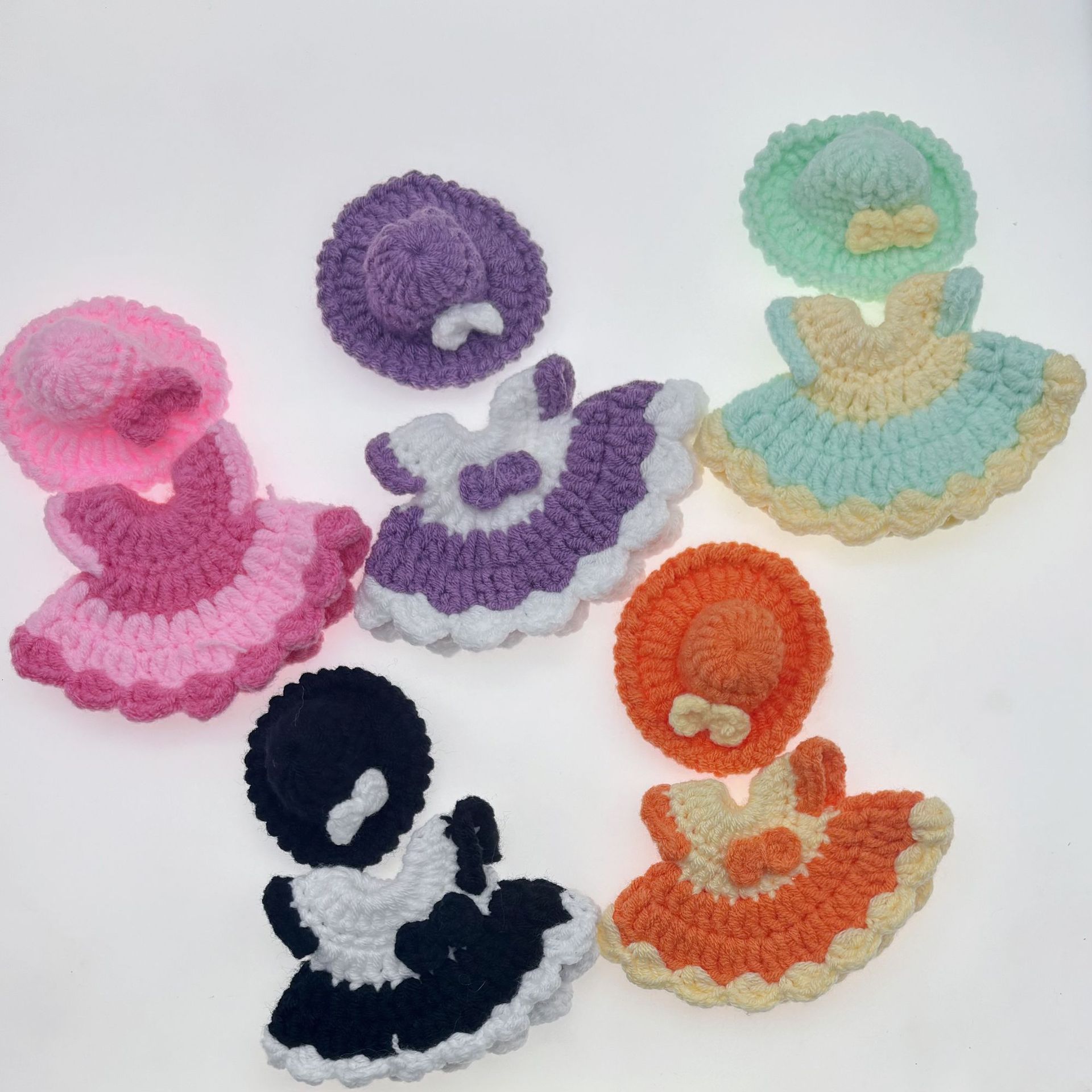 New Doll Wool Hand-Knitted Skirt, Dog Crochet Clothes, Pendant Clothing