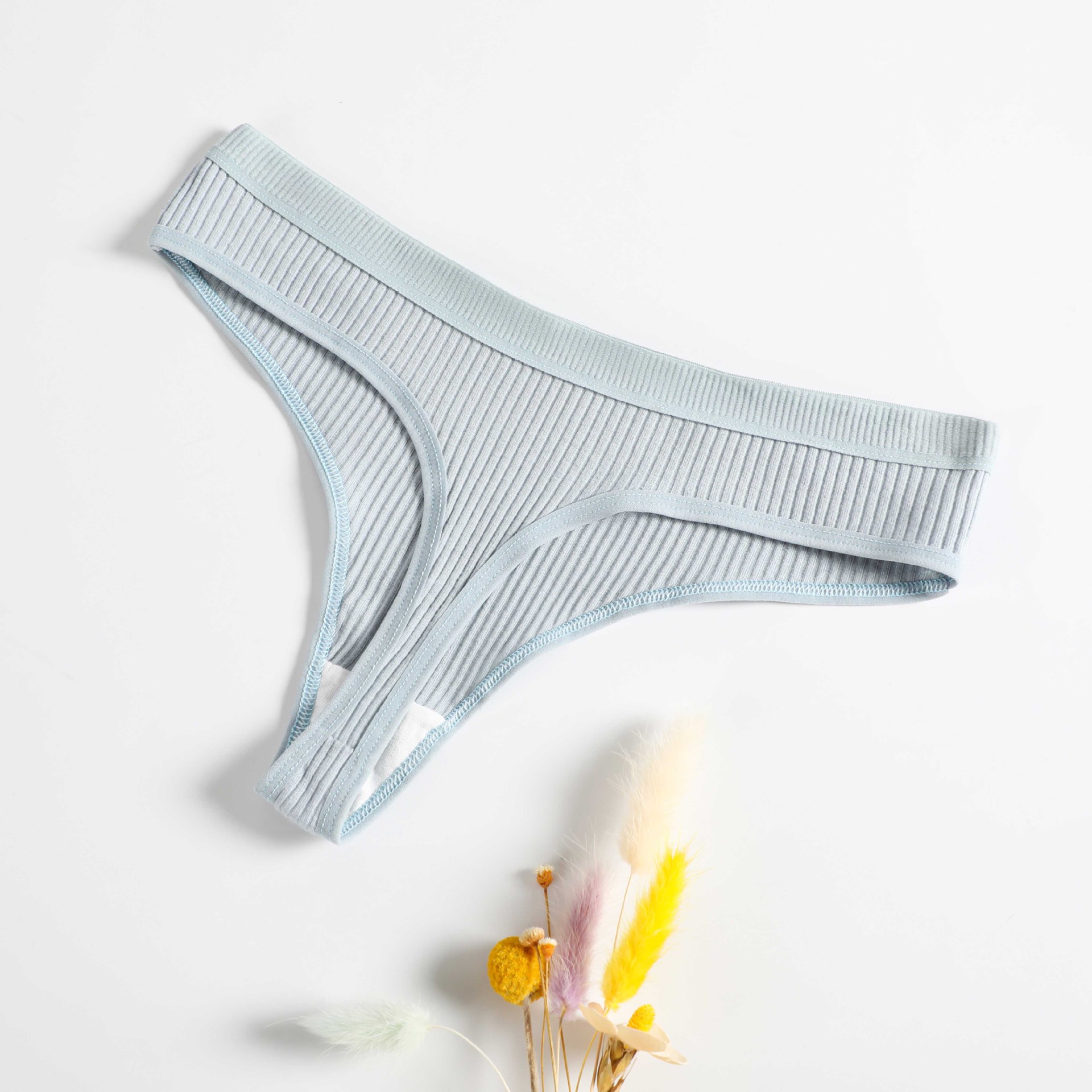 Picture of Pure Cotton European and American Sexy Thong Women's Mid-low Waist Women's Comfortable Breathable t-shaped Panties Simple Women's t-shaped Panties