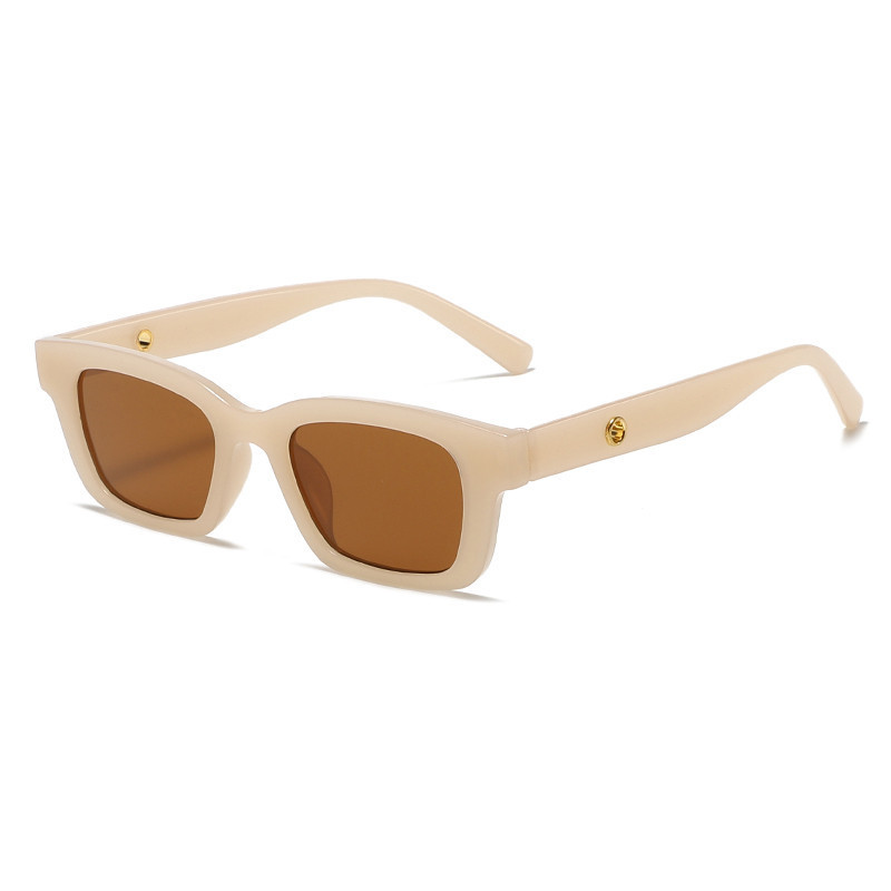 Picture of Jennie same sunglasses women 2022 new sunglasses European and American retro small frame Korean fashion cat's eye glasses