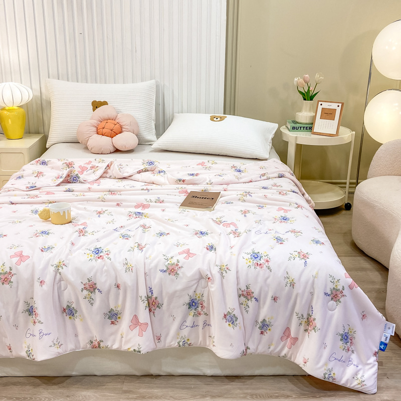 Picture of Summer quilt class a maternal and infant grade cool silk summer cool quilt watermelon quilt solid color air conditioning quilt washable summer ice silk thin quilt