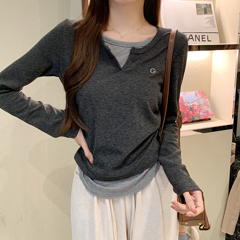 Picture of 2024 New Long-sleeved T-shirt Women's Spring and Autumn Thin Slim Fit Two-piece Base Shirt Crewneck Top Korean Women's Fashion
