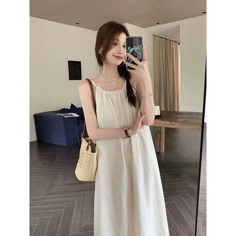 2024 New French gentle style halter sling dress loose slimming niche lazy long dress