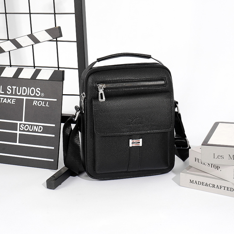 Men's shoulder bag leather bag top layer leather vertical Korean version of retro business messenger bag computer bag manufacturers wholesale