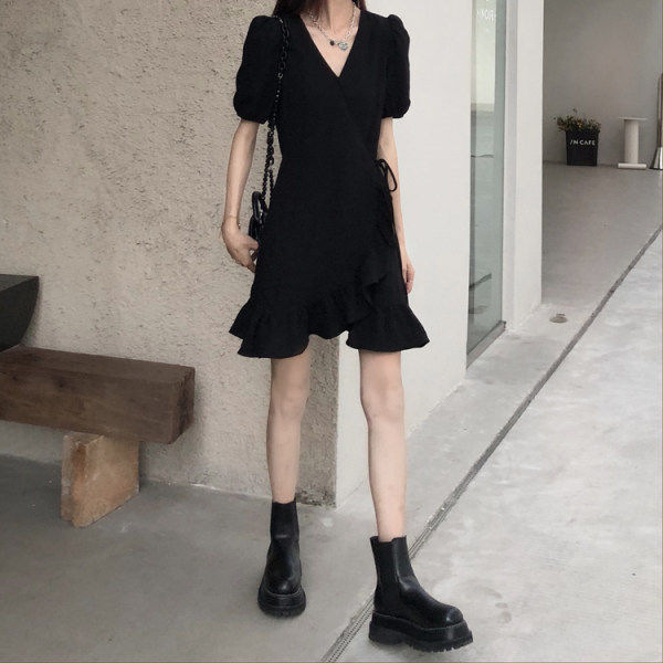 French Style Tea Break Black Dress Women's 2024 Summer New Style Hepburn Style Elegant Tight Waist Slimming Skirt