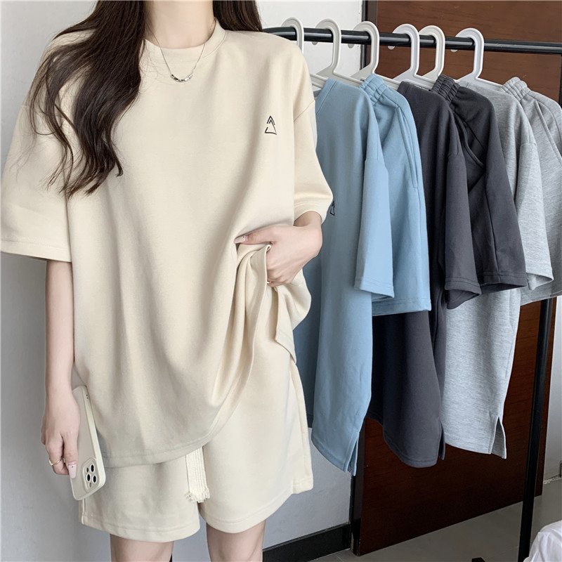 Cross-border Triangle suit Women's Summer Sports Leisure Short-sleeved T-shirt A- shaped Wide-leg Shorts Two-piece Set