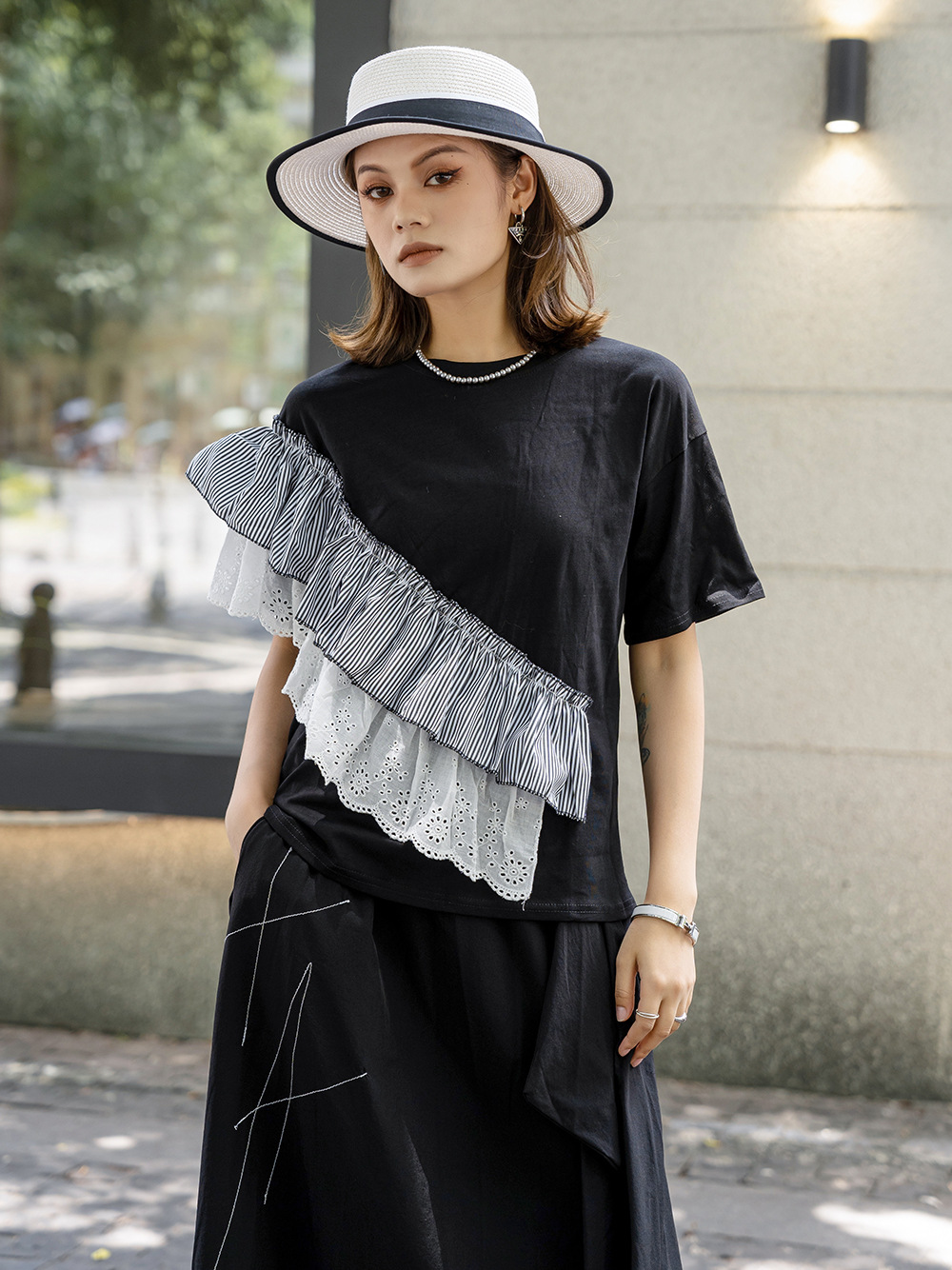 Picture of 240703 Summer New T-shirt Stitching Striped Lace Design Sense Niche All-match Unique Chic Tops