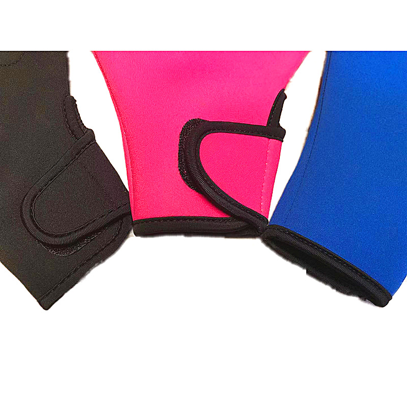 Picture of Blue/Black/Pink in stock Cross-border Swimming Duck Flipper Gloves Paddling Palm Set Floating Diving Gloves for Beginner to Increase Swimming Speed