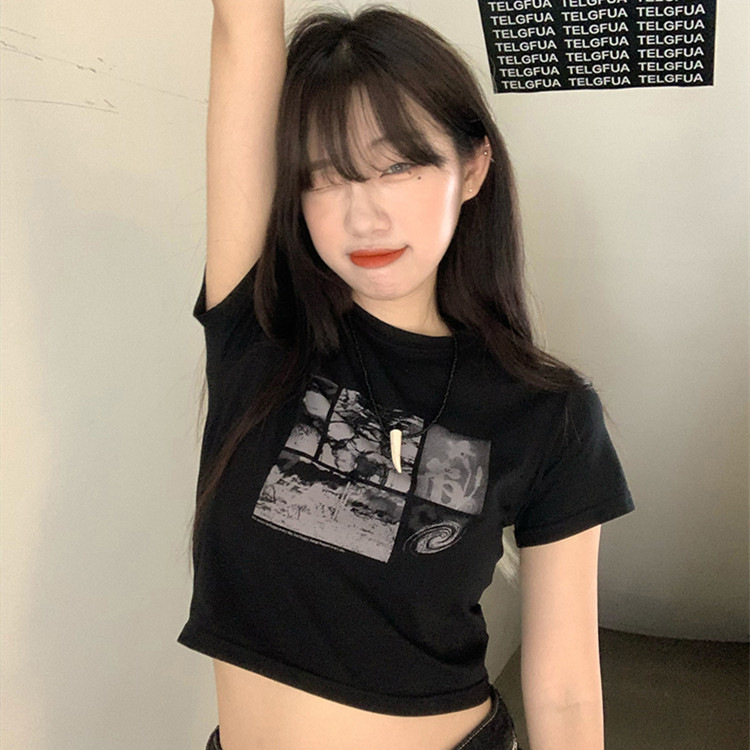 Short Navel Tight Short-sleeved T-shirt Women's ins Korean Women's Casual Base Shirt Top Clothes Women's Wholesale Supply
