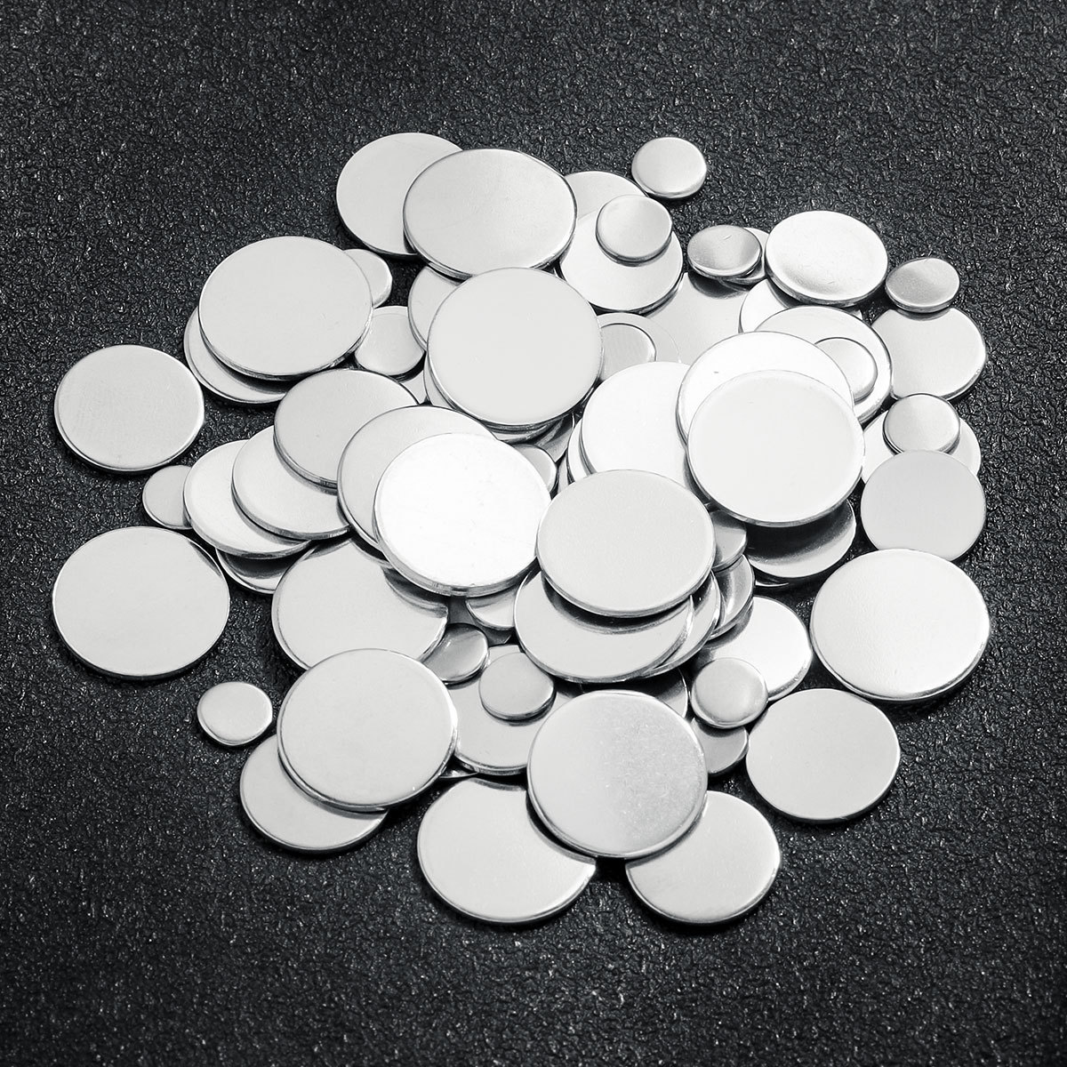 Picture of Stainless Steel Disc Non-Porous Round Carved Tail Plate Pendant Marking DIY Production Welding Material Jewelry Accessories