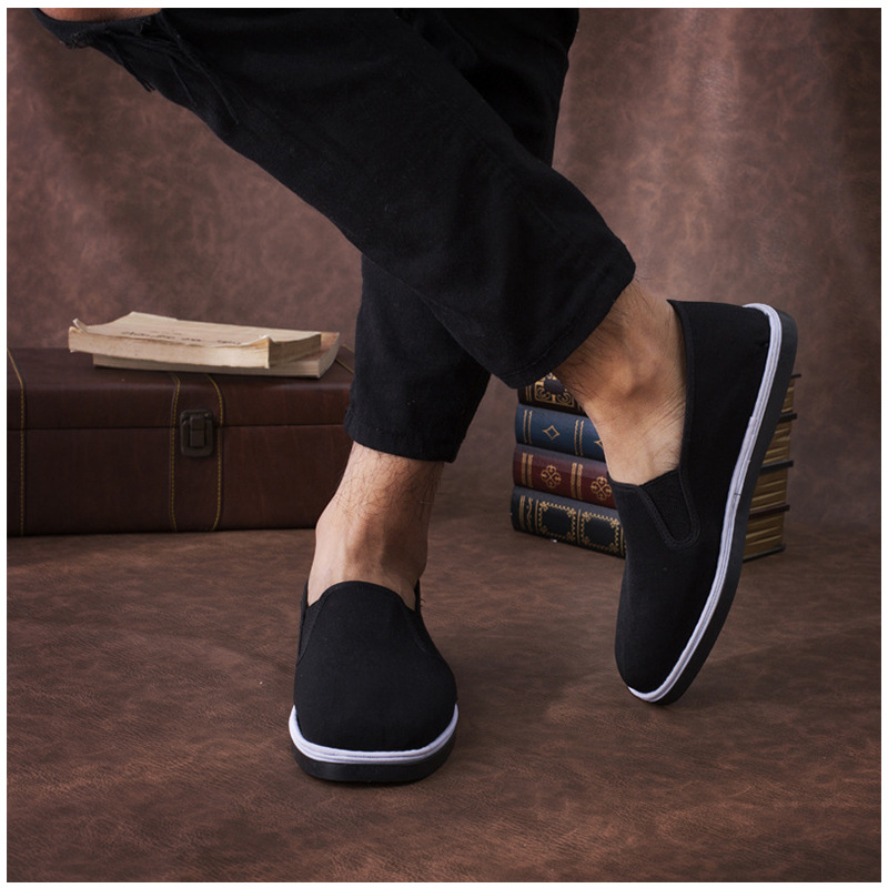 Picture of Factory Shu flat bottom imitation tire bottom old Beijing cloth shoes lasagna canvas shoes traditional handmade online black cloth shoes