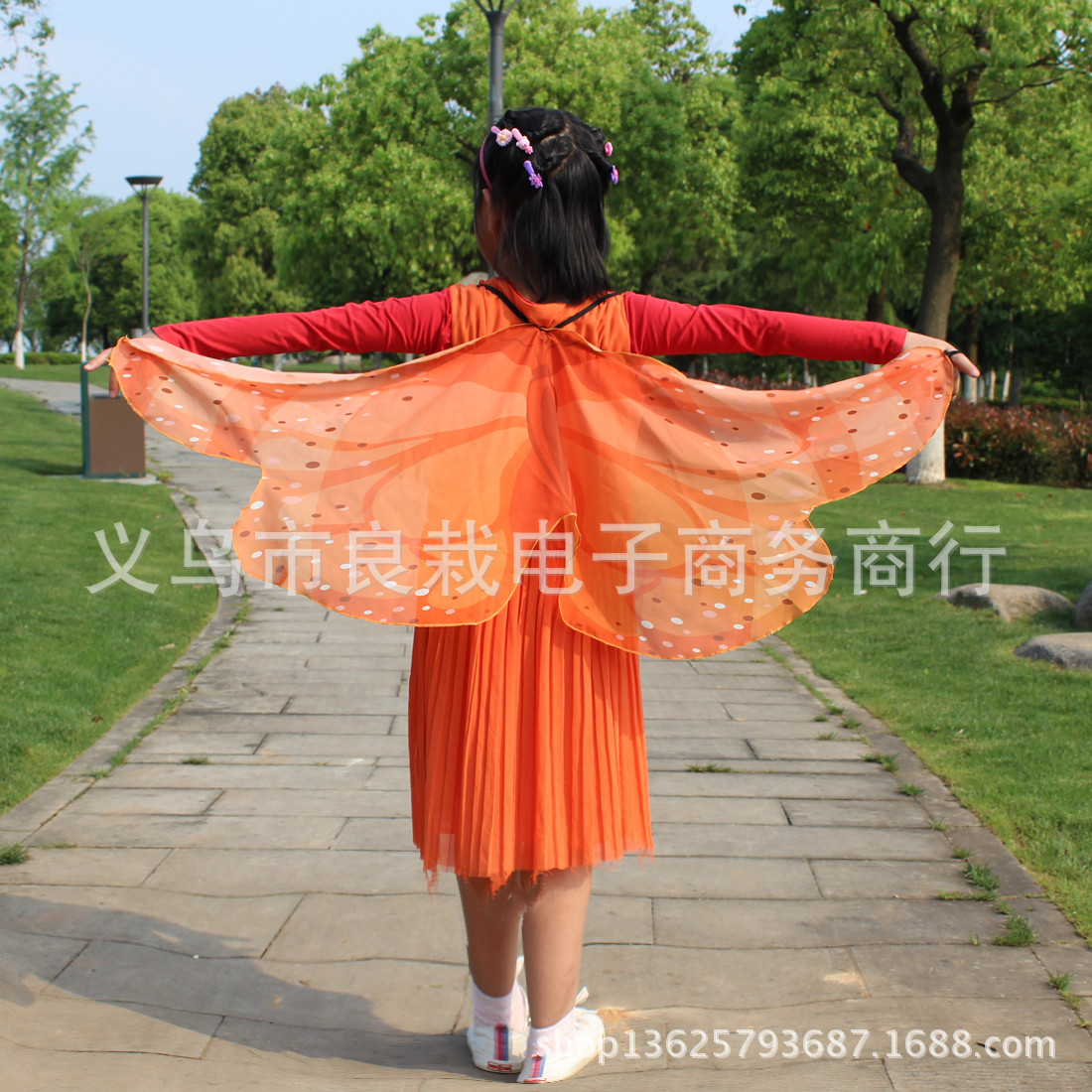 Picture of Halloween Cloak Butterfly Halloween Cloak Butterfly Decoration Butterfly Halloween Small Butterfly Wholesale