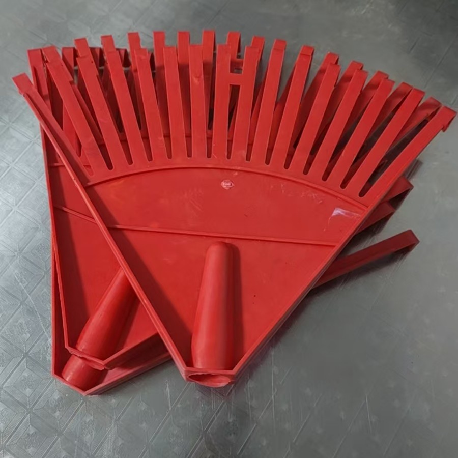 Magic Plastic Rake for Harvesting Grain, Drying Corn, Raking Grass, Snow Shoveling, Rubber Rake, Multifunctional for Agricultural and Garden Use