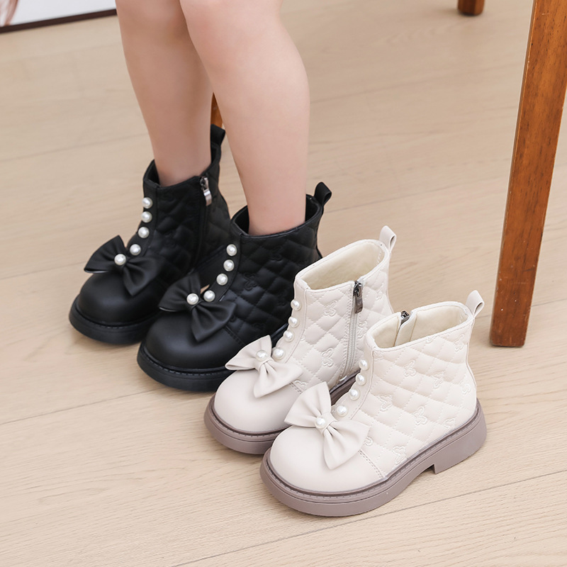 Girls' Boots Kidsren's Comfortable Boots Little Princess Short Boots 2025 New Quilted Autumn and Winter Exquisite Leather Boots